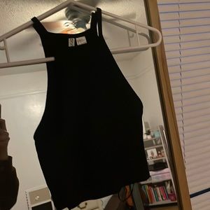 Selling black (h&m) cropped top color black